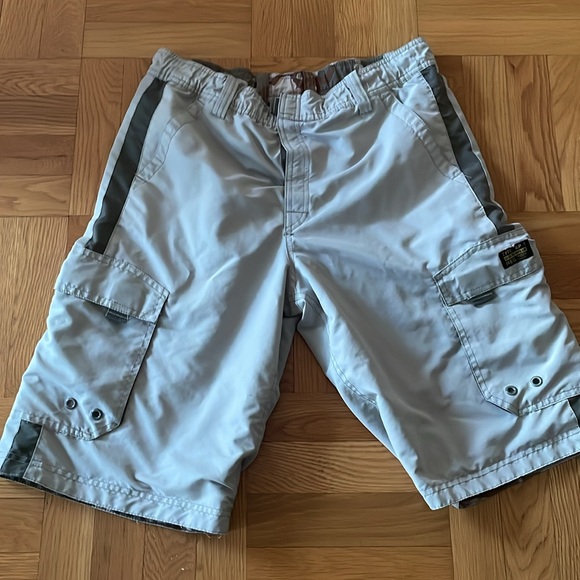 Type AP - 1 U. S. Surplus Men Short Size 16 1/2 “ & inseam is 12” - Picture 3 of 4